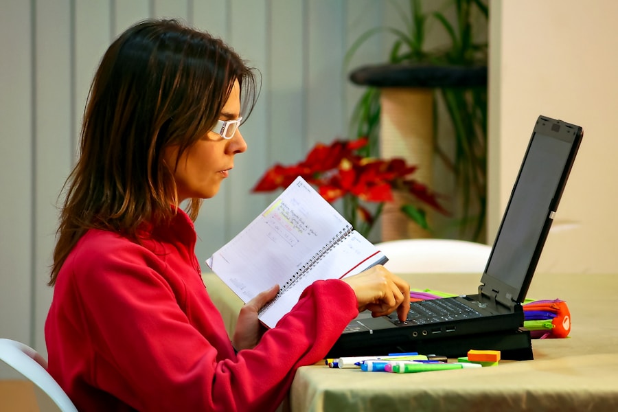 Read more about the article The Advantages of Online Learning for Small Business Owners