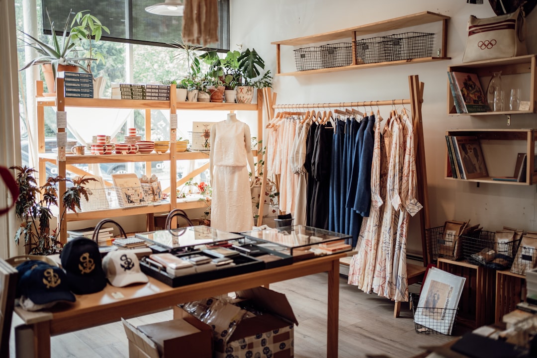 Read more about the article Start Your Own Clothing Business: A Beginner’s Guide