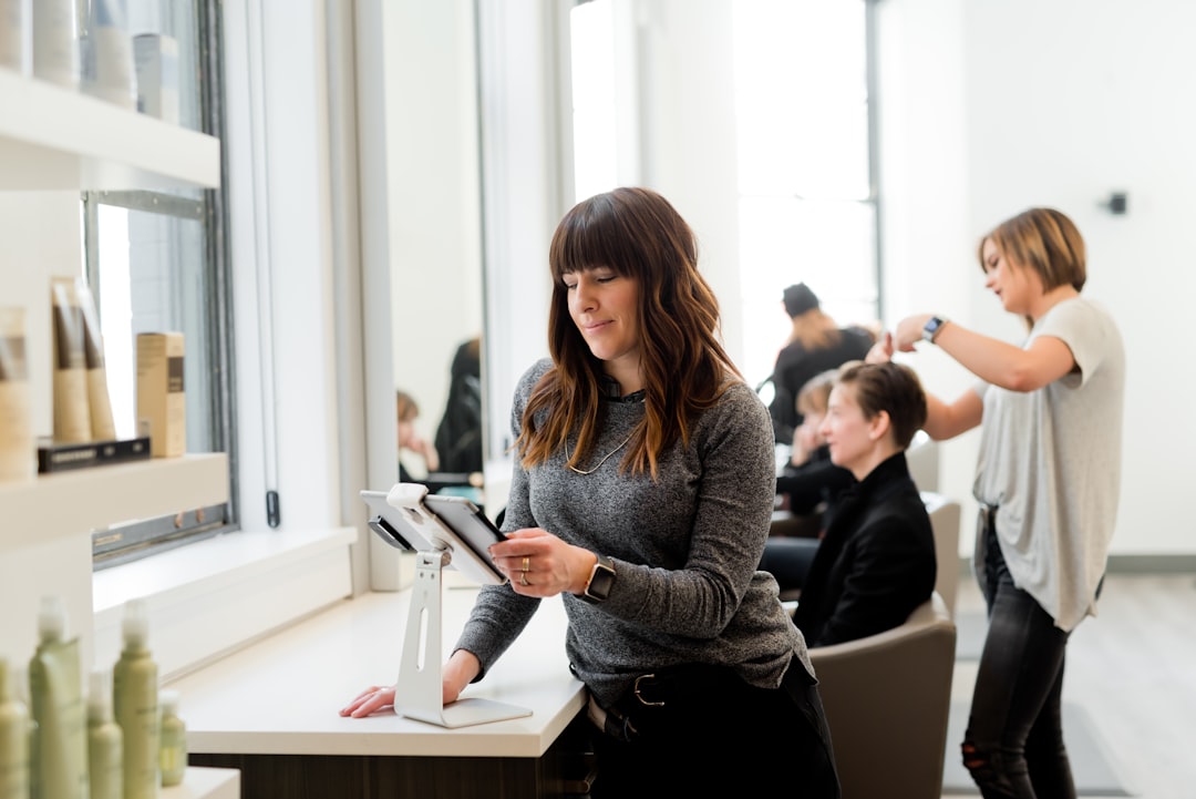 Read more about the article Top Small Businesses to Start with Minimal Investment