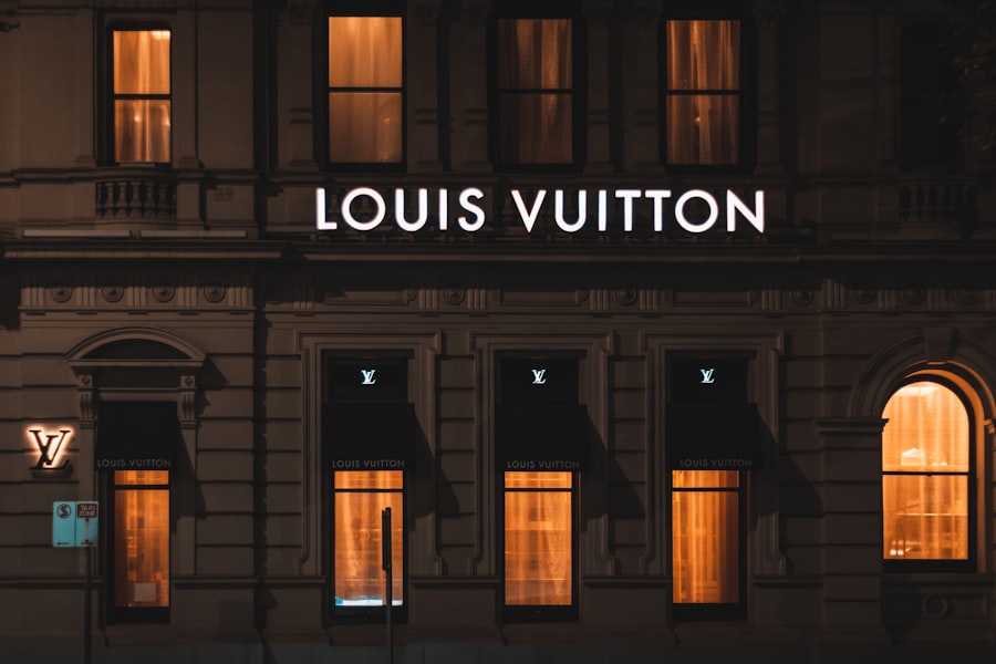 louis vuitton clothes