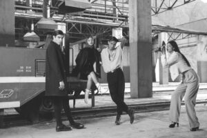 Read more about the article Exquisite Designs by Renowned Fashion Designer