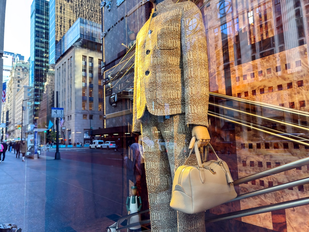 Read more about the article Affordable Luxury: Elevate Your Wardrobe Without Breaking the Bank